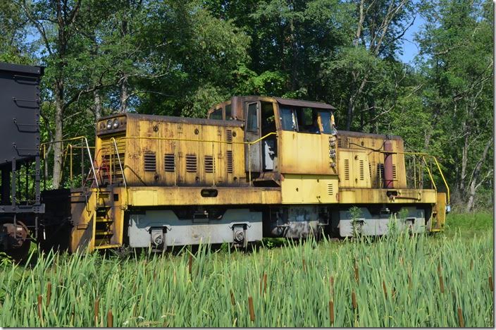 Arch Coal SL110 switcher. Sentinel Mine WV.